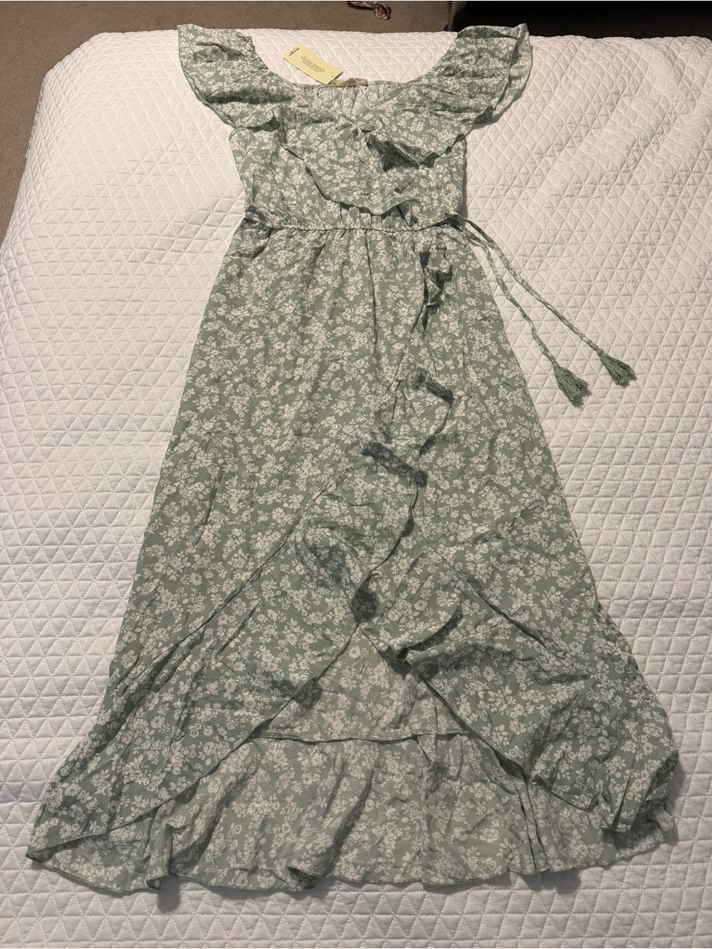 NWT Floral Ruffle Maxi Dress in Sage Green